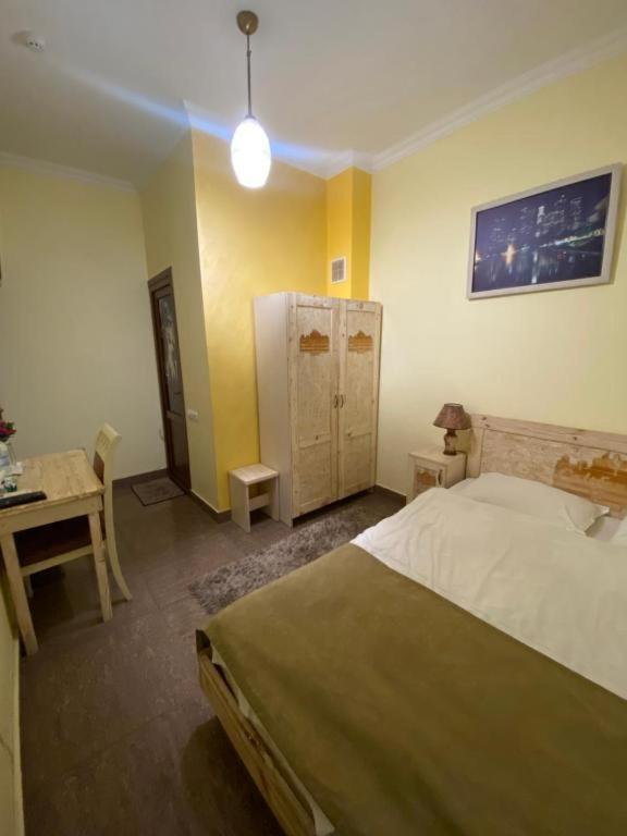 California Boutique Hotel Yerevan Bagian luar foto