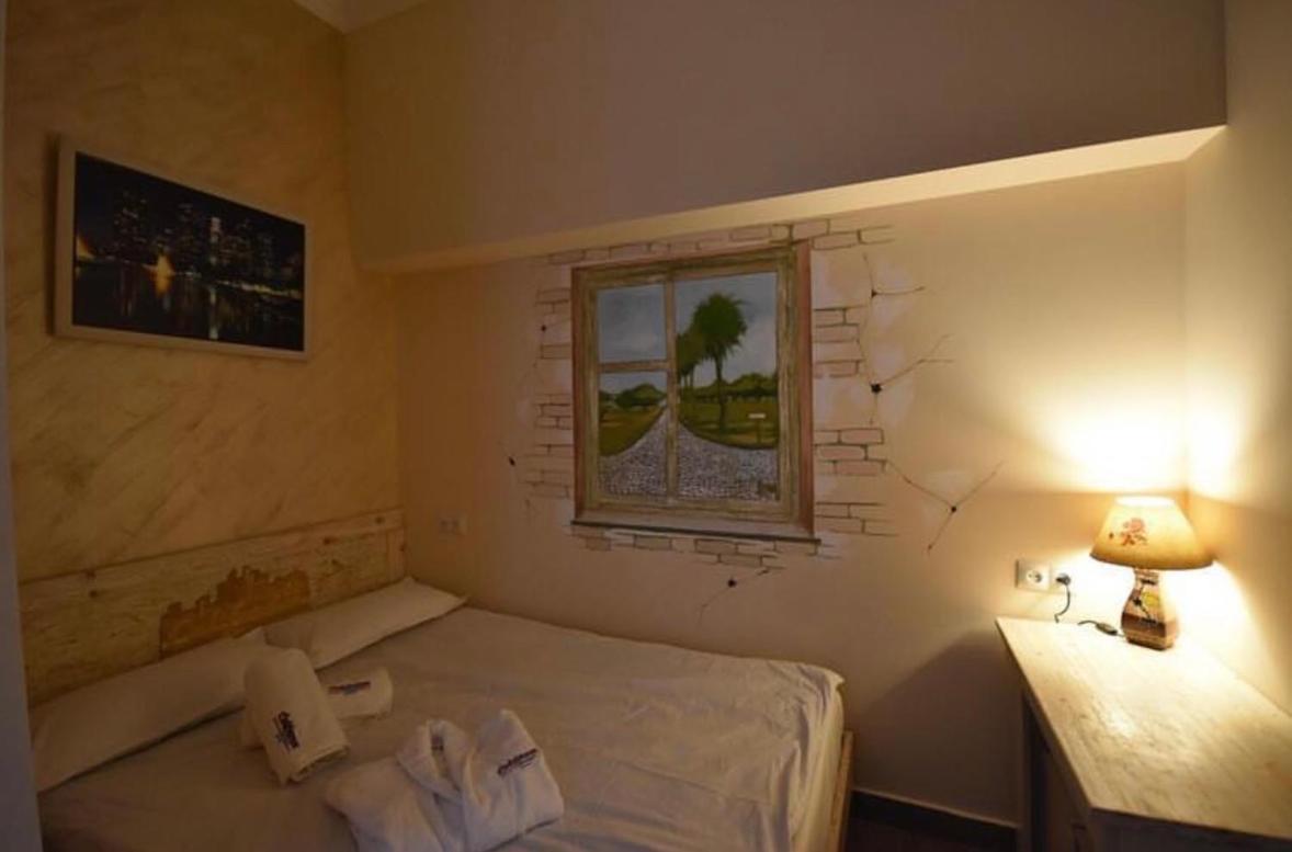 California Boutique Hotel Yerevan Bagian luar foto
